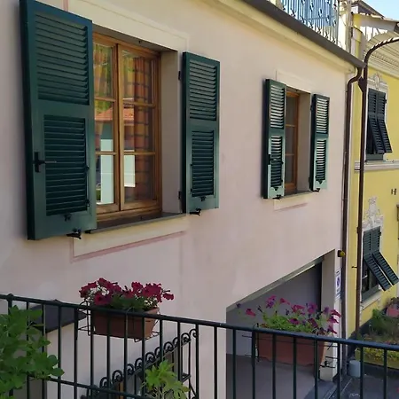 Lägenhet La Casa Dell'arco Carasco